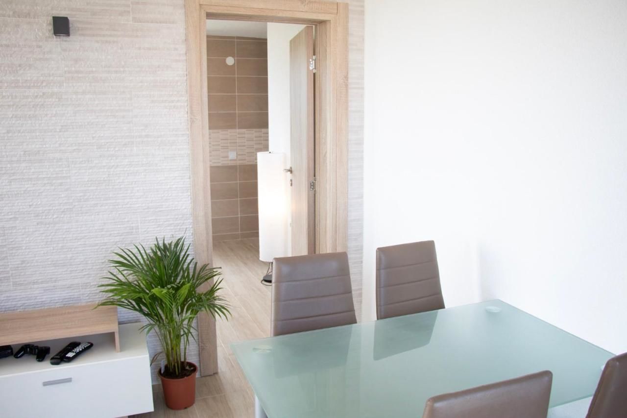 Апартаменты Villa Adria Apartments Будва