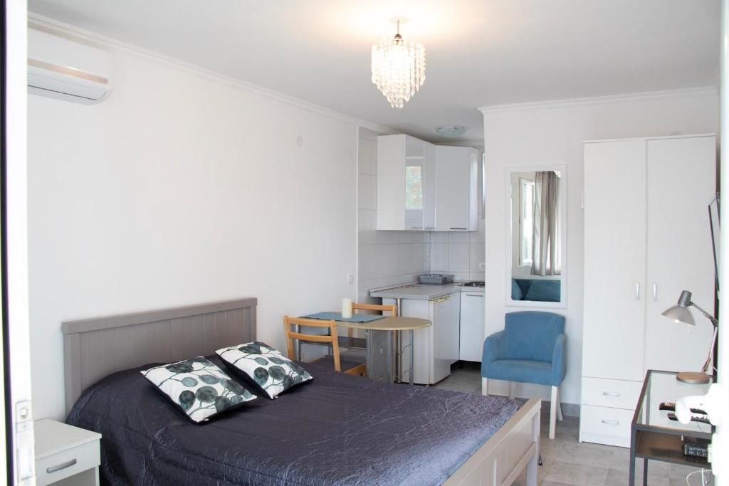 Апартаменты Villa Adria Apartments Будва