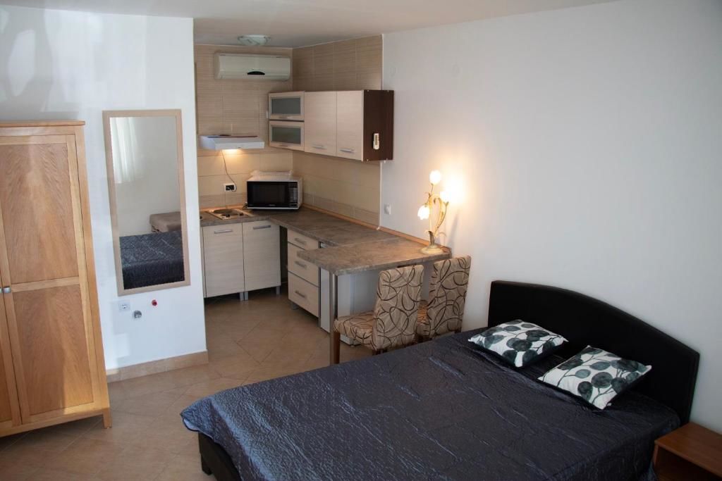 Апартаменты Villa Adria Apartments Будва