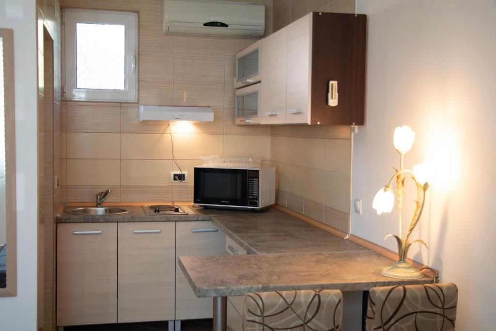 Апартаменты Villa Adria Apartments Будва