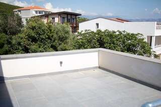 Апартаменты Villa Adria Apartments Будва Семейный люкс с балконом-7