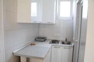 Апартаменты Villa Adria Apartments Будва Апартаменты-студио-4