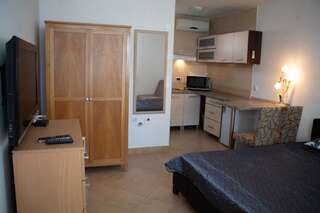 Апартаменты Villa Adria Apartments Будва Апартаменты-студио-14