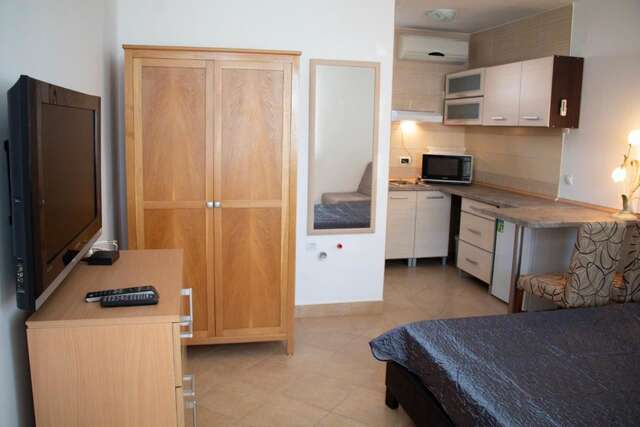 Апартаменты Villa Adria Apartments Будва-4